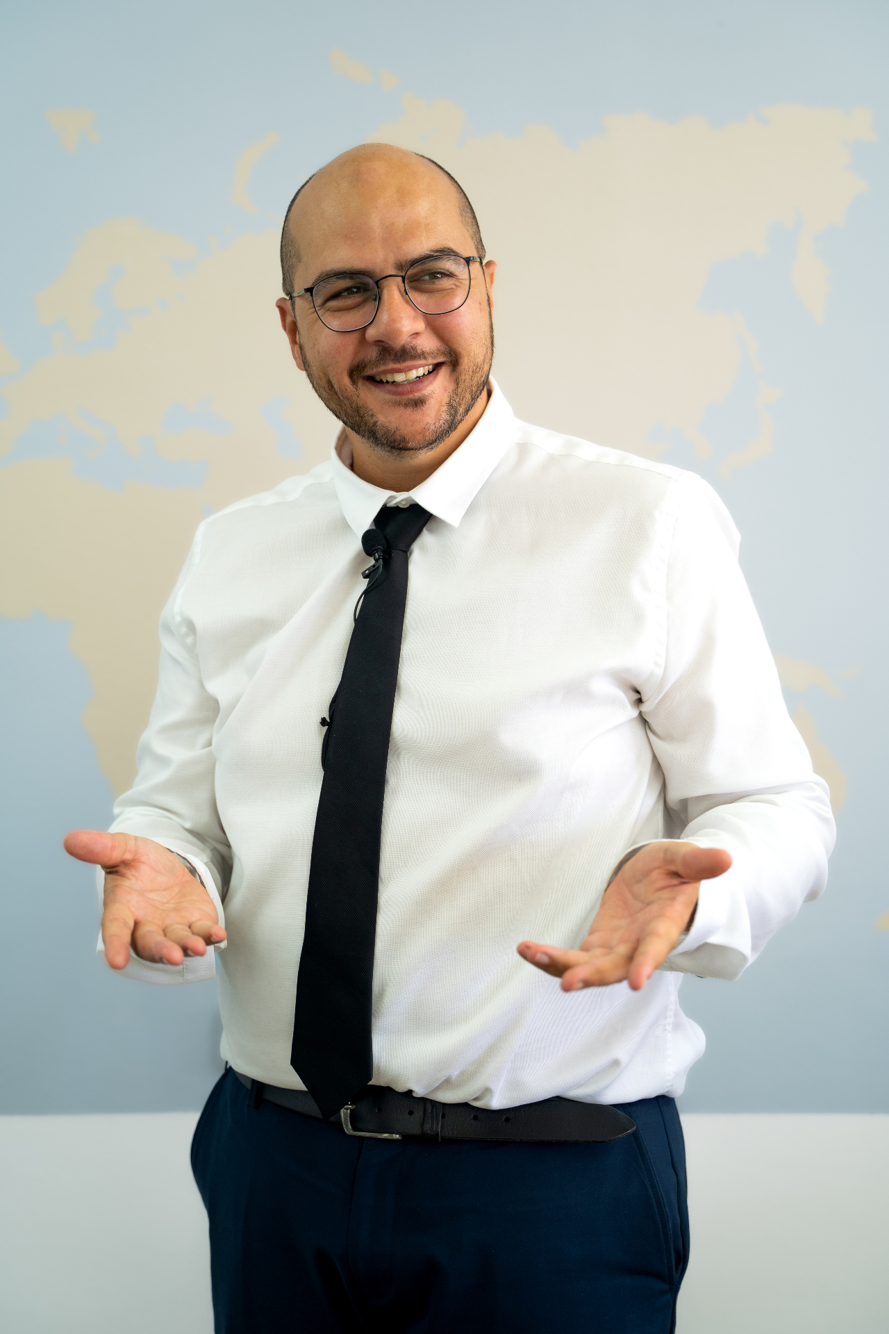 עורך דין גבריאל בנטוב - עורך דין ונוטריון מומחה בדיני משפחה בינלאומיים, איחוד משפחות וגירושין